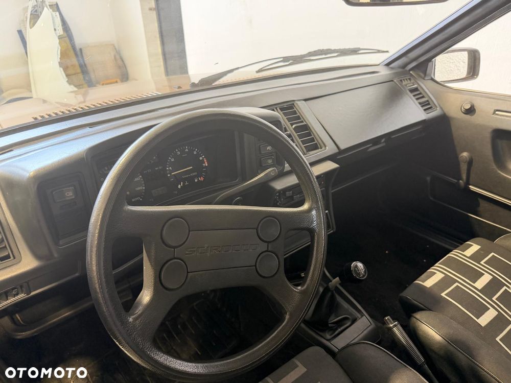 Volkswagen Scirocco - 7