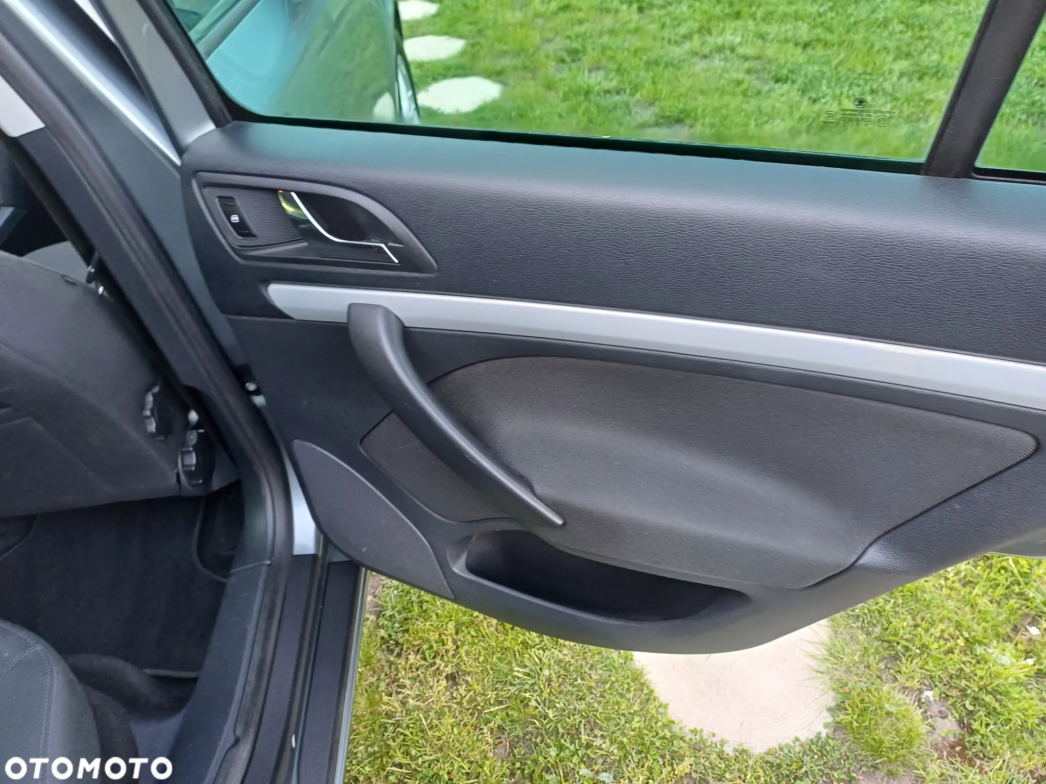 Skoda Octavia 2.0 TDI Ambiente - 25