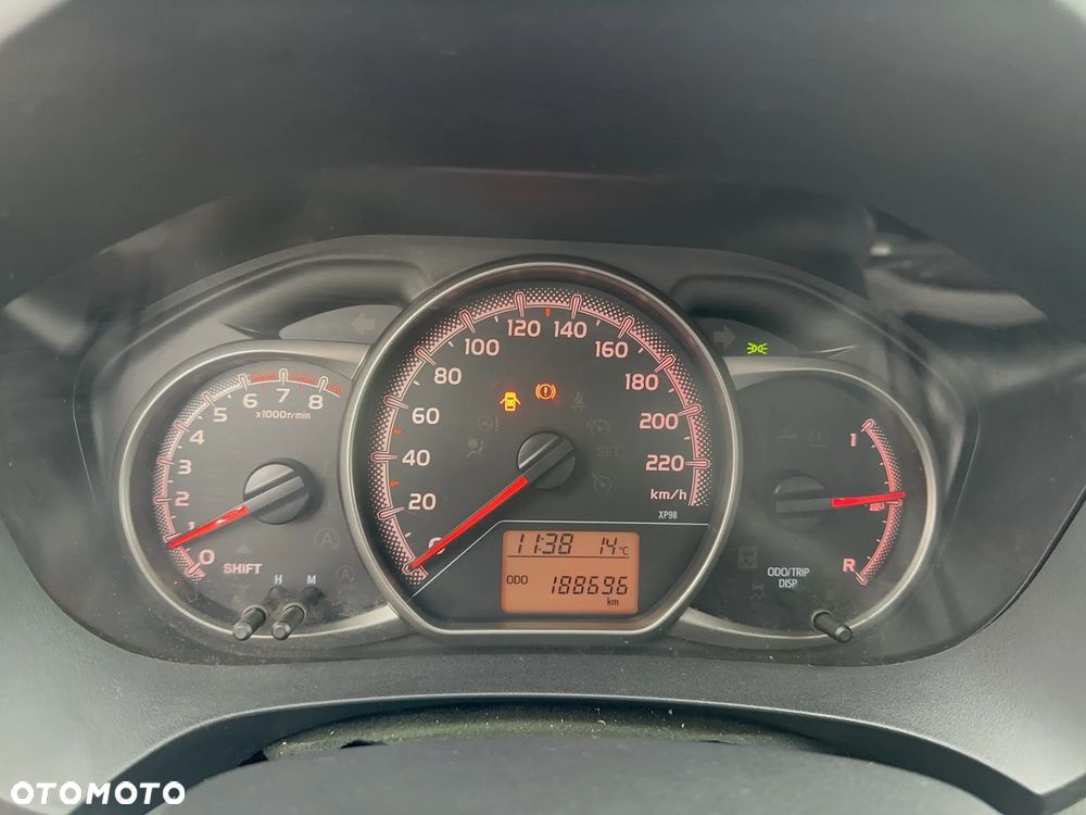 Toyota Yaris 1.0 Active - 15
