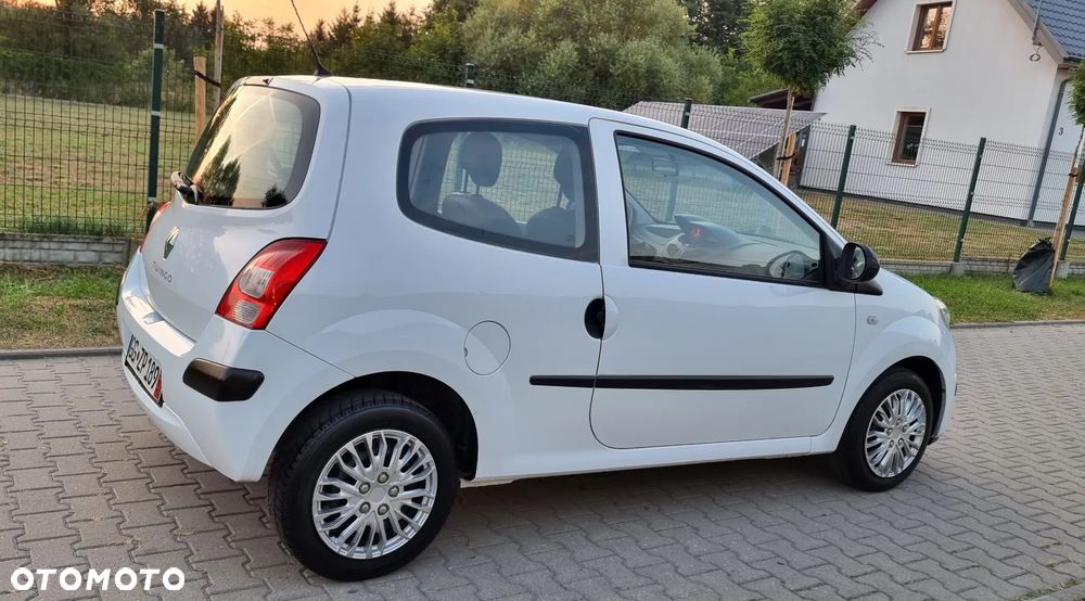 Renault Twingo 1.2 8V Authentique - 9