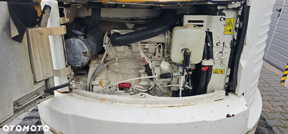 Caterpillar mini koparka CAT 304E2 304 E 2 szybkozłącze + 3 łyżki - 14
