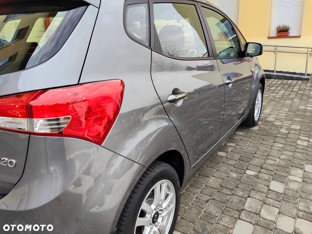 Hyundai ix20 1.4 blue YES - 5