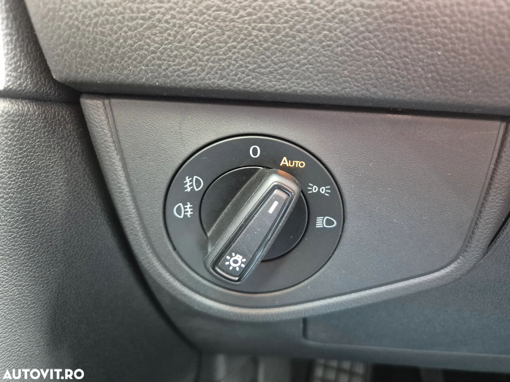 Volkswagen Polo 1.0 TSI Style - 30