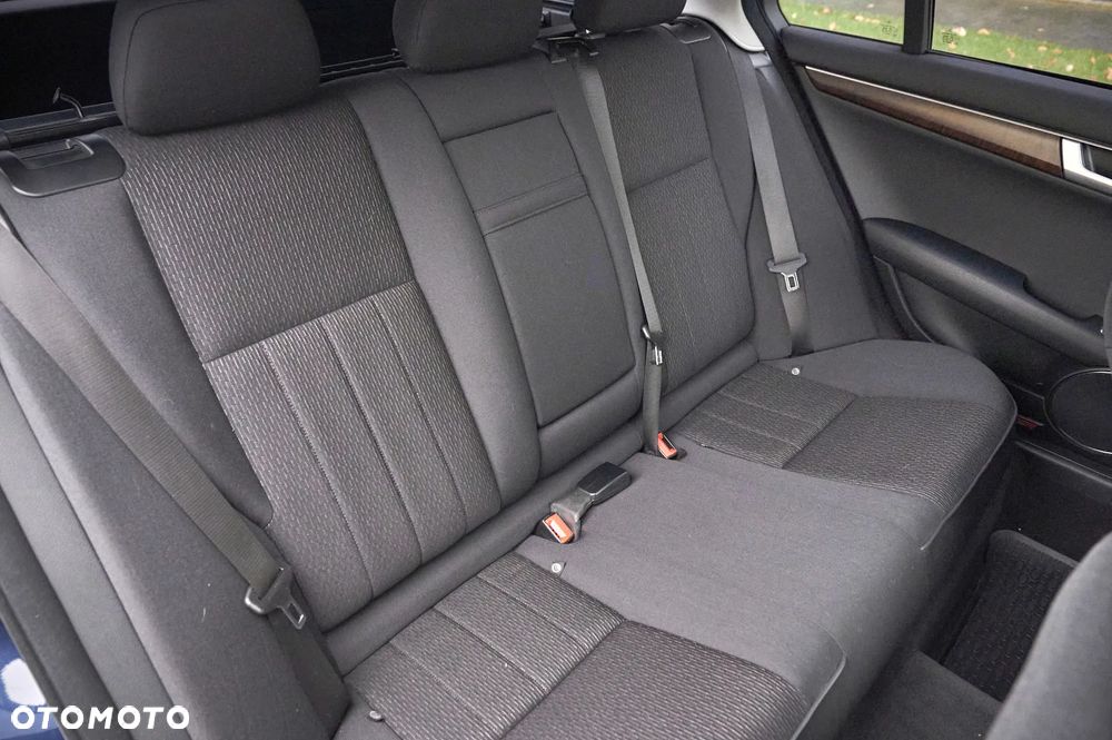 Mercedes-Benz Klasa C - 24