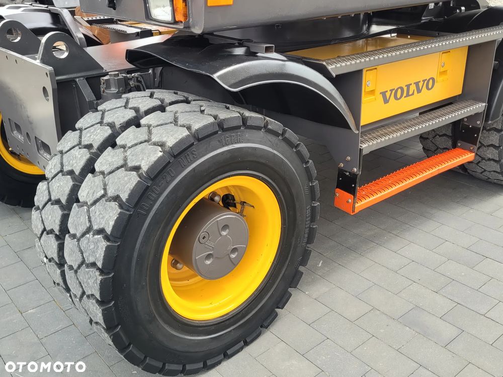 Volvo EWR150E / ROTOTILT ze szczypcami / 2018rok / - 11