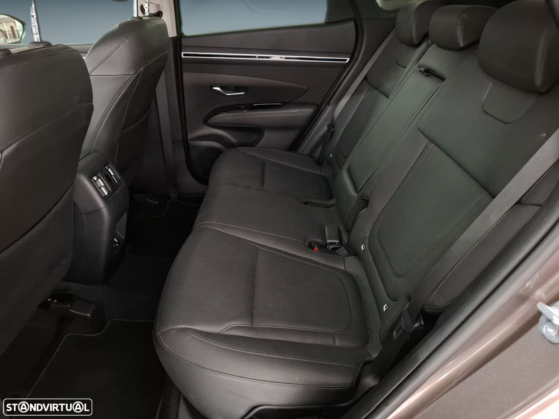 Hyundai Tucson 1.6 CRDi Vanguard - 14