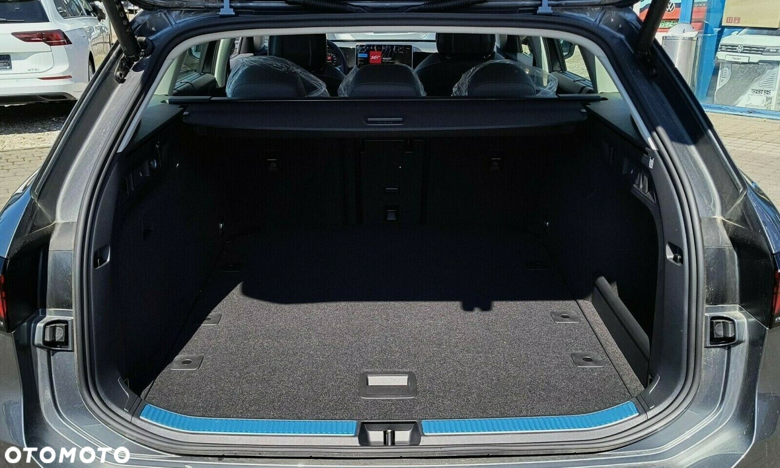 Volkswagen Passat 1.5 TSI ACT mHEV Business DSG - 25