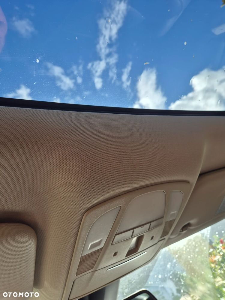 Suzuki Kizashi - 15
