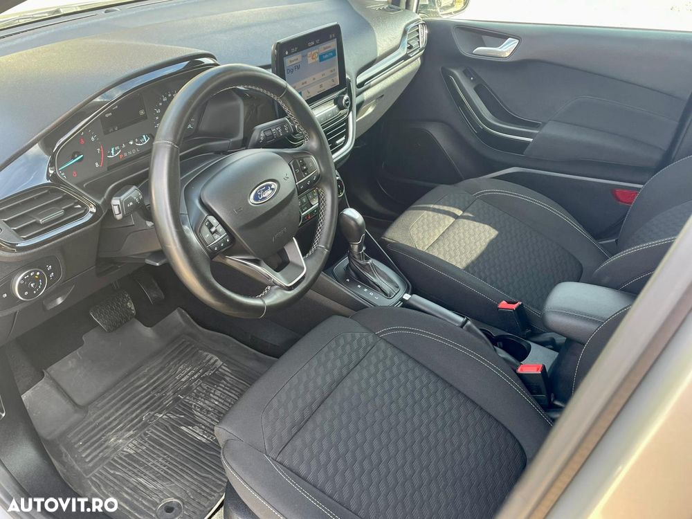 Ford Fiesta 1.0 EcoBoost 7DCT mHEV Titanium - 9