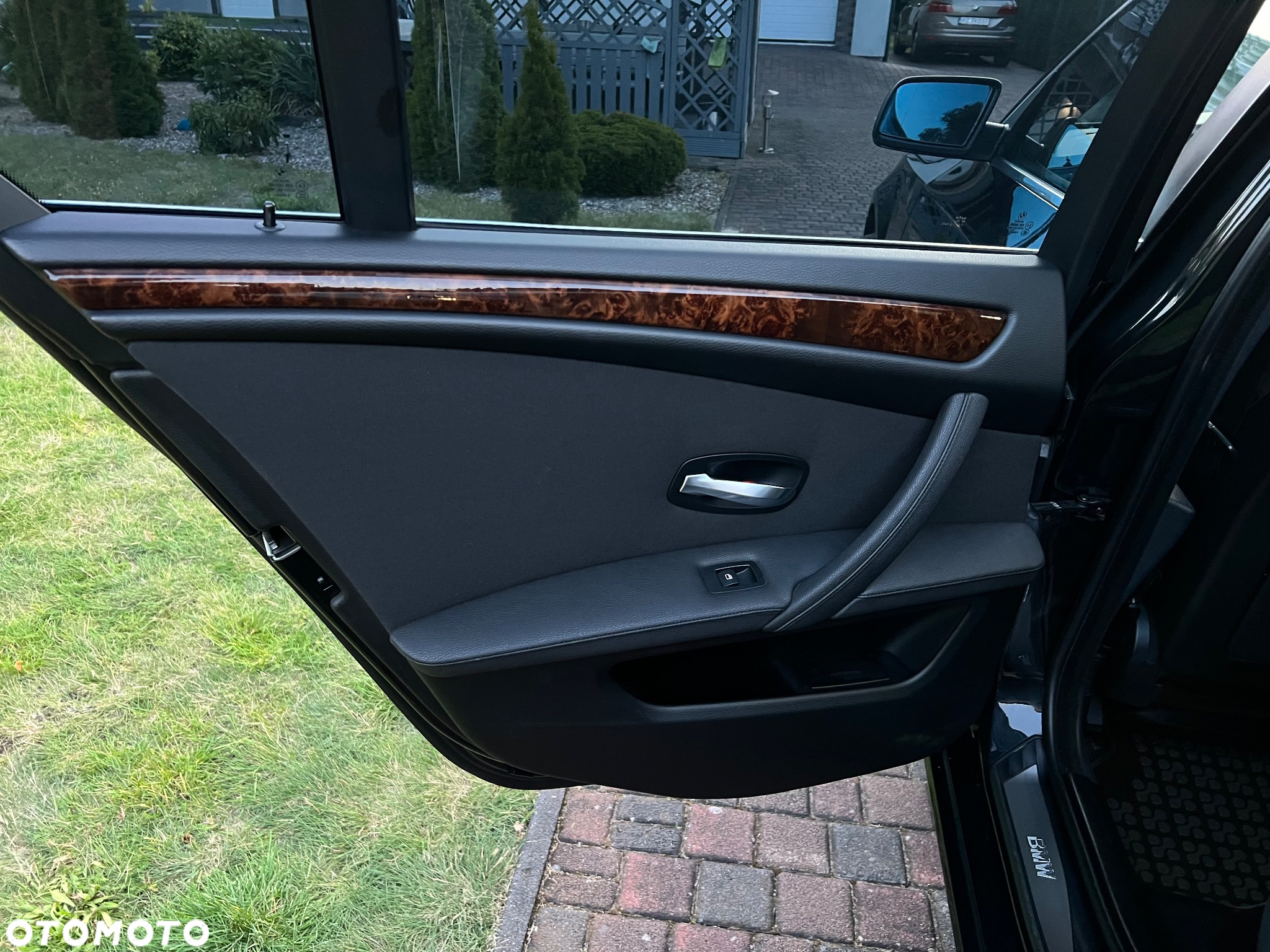 BMW Seria 5 523i Edition Lifestyle - 8