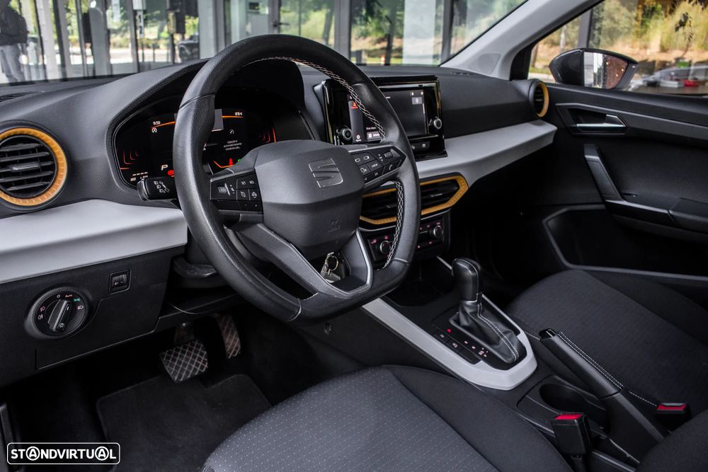 SEAT Arona 1.0 TSI Style DSG - 25