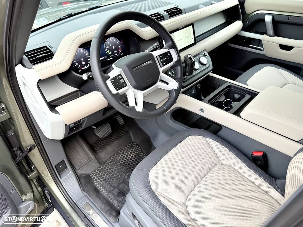 Land Rover Defender 2.0 P400e 110 AWD X-Dynamic SE - 22