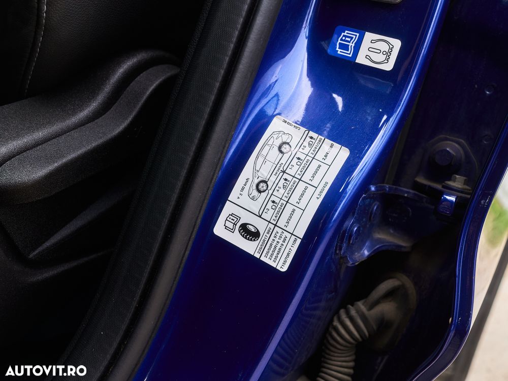 Ford Kuga 1.5 EcoBoost 2x4 Titanium - 22