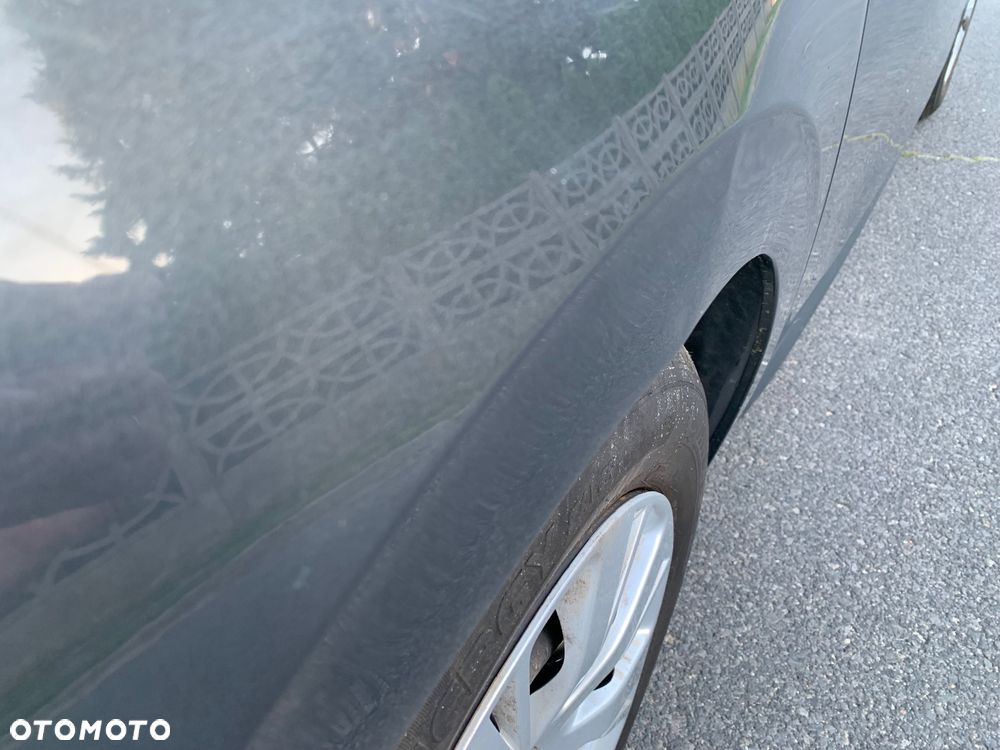 Peugeot 208 1.6 BlueHDi Active S&S - 32