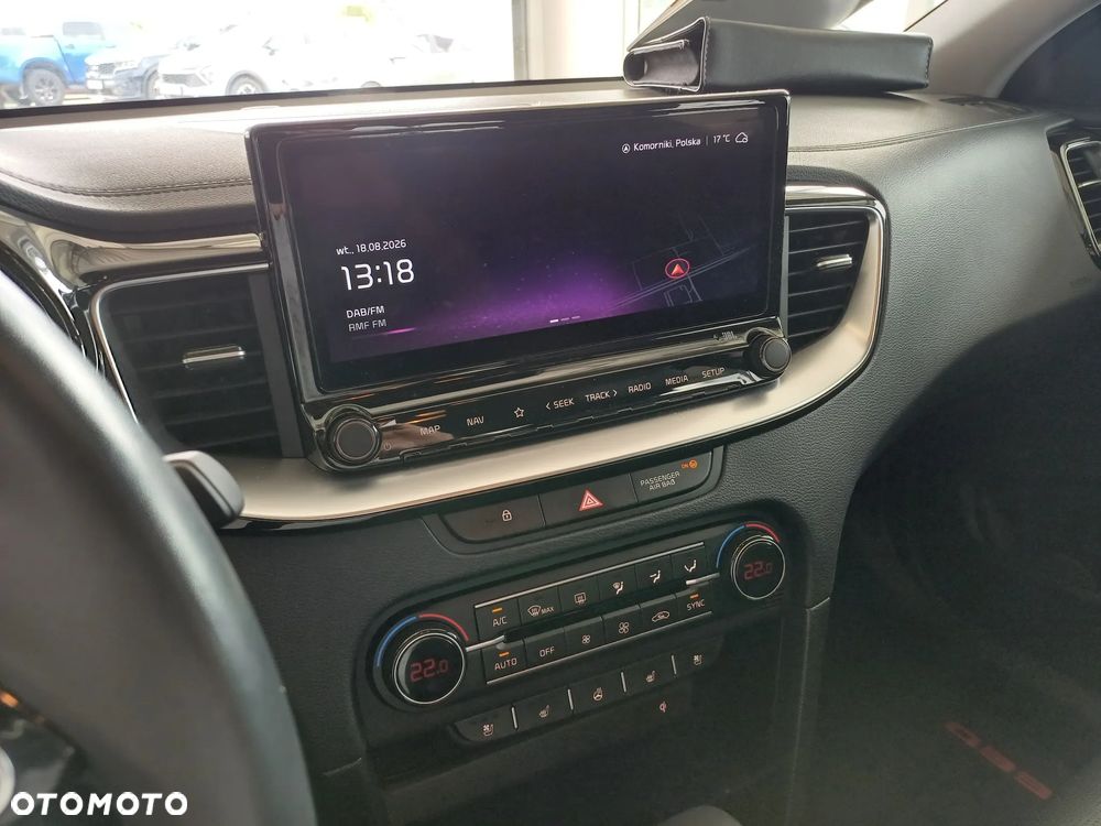 Kia XCeed 1.5 T-GDI Business Line DCT - 25