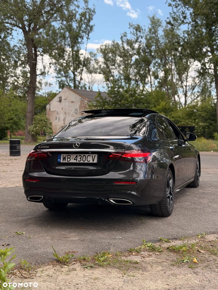 Mercedes-Benz Klasa E 220 d 9G-TRONIC - 15