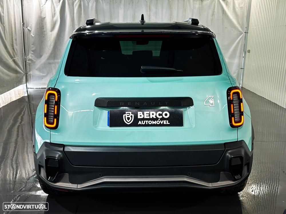 Renault 4 E-Tech 52 kWh Iconic Autonomia Conforto - 6