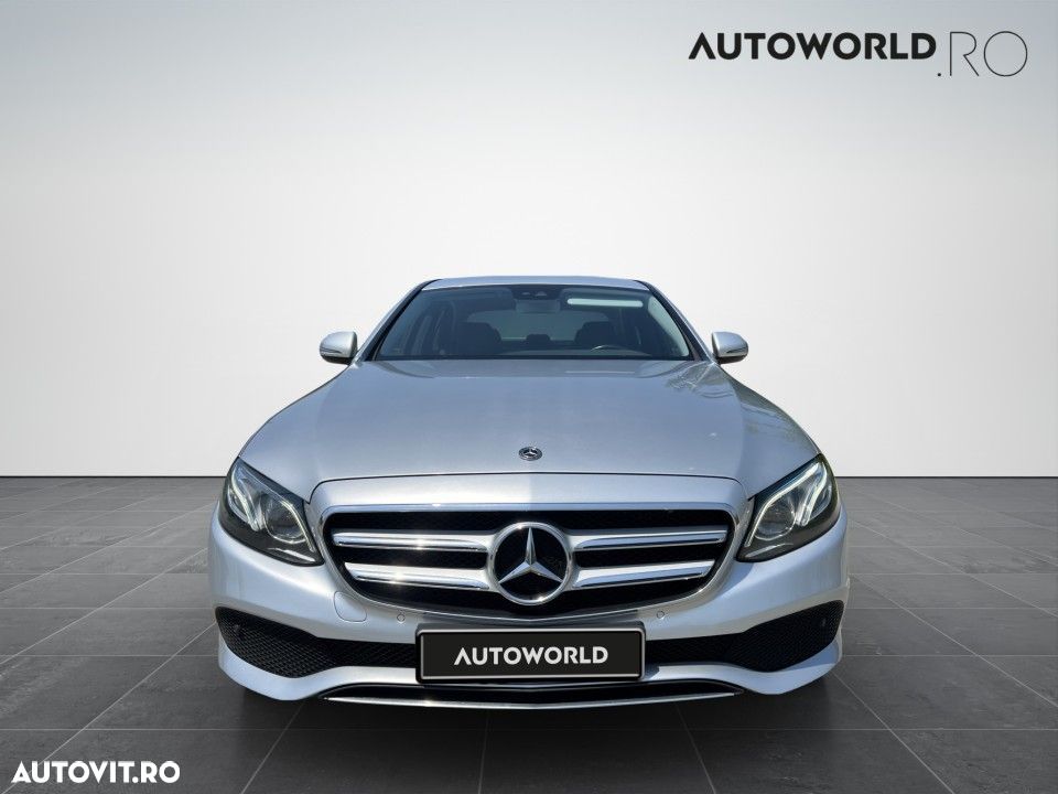 Mercedes-Benz E 220 d 4MATIC Aut. - 3