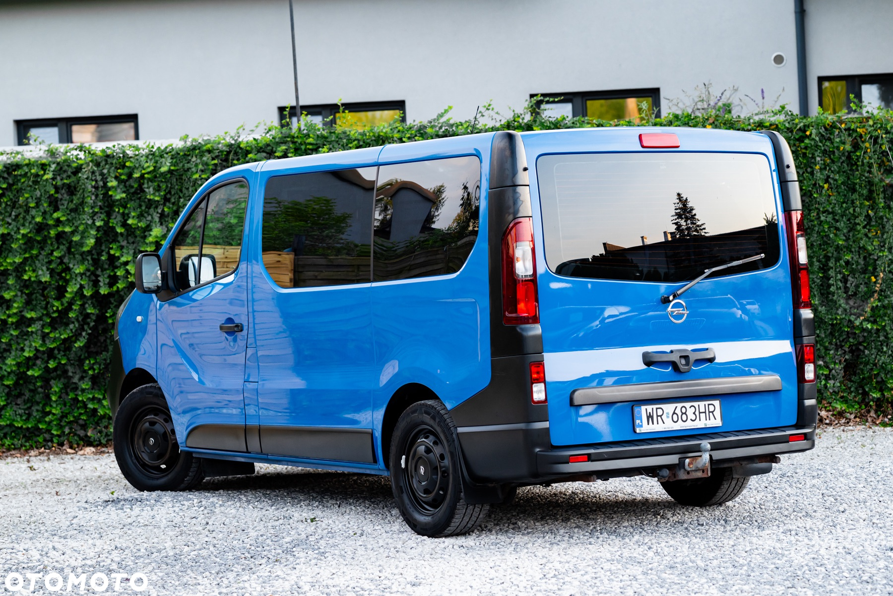 Opel Vivaro - 10