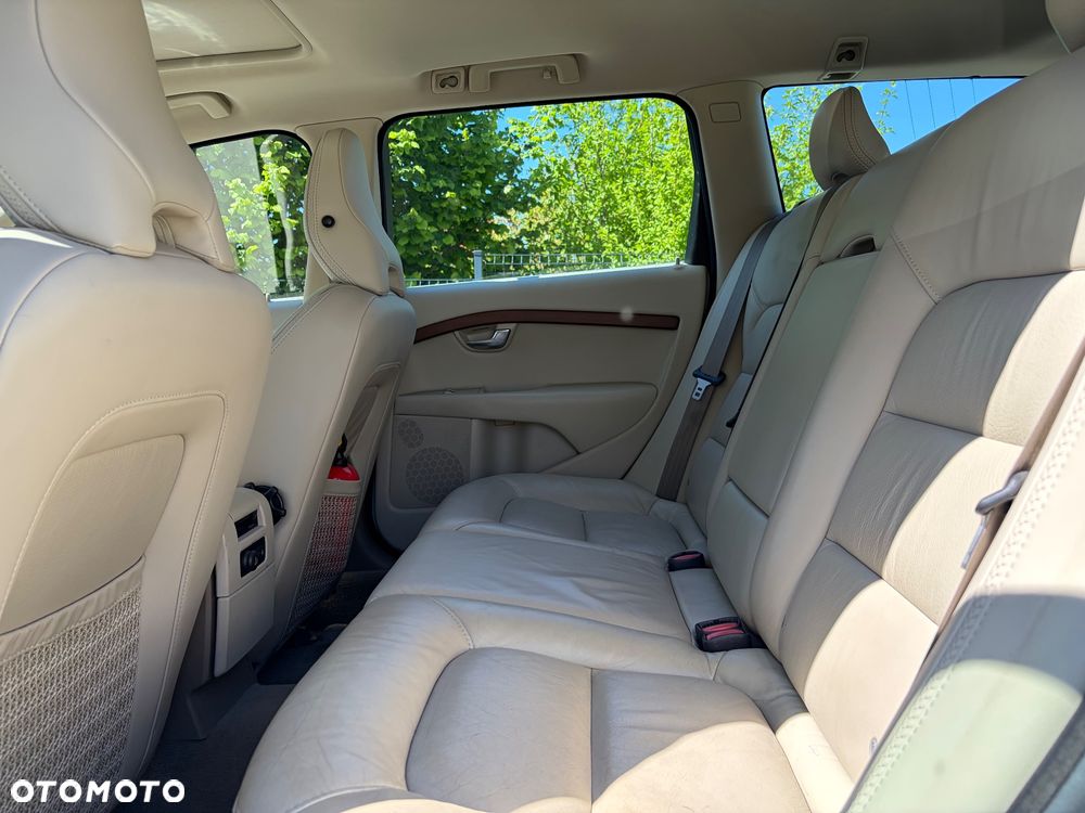Volvo XC 70 - 31
