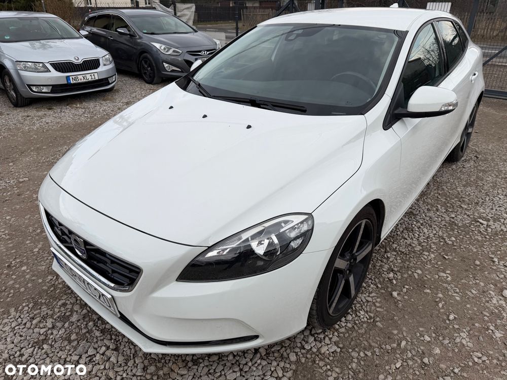 Volvo V40 D2 - 8
