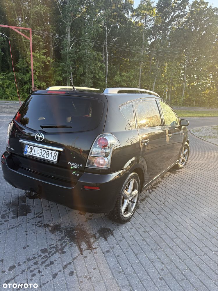 Toyota Corolla Verso - 6