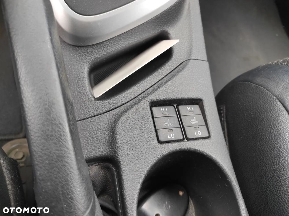 Toyota Auris 1.8 Travel - 30