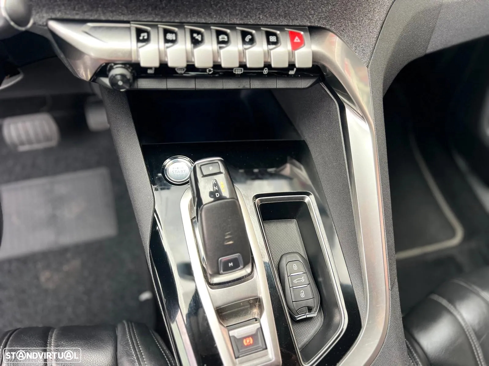 Peugeot 3008 1.2 PureTech Allure EAT8 - 14