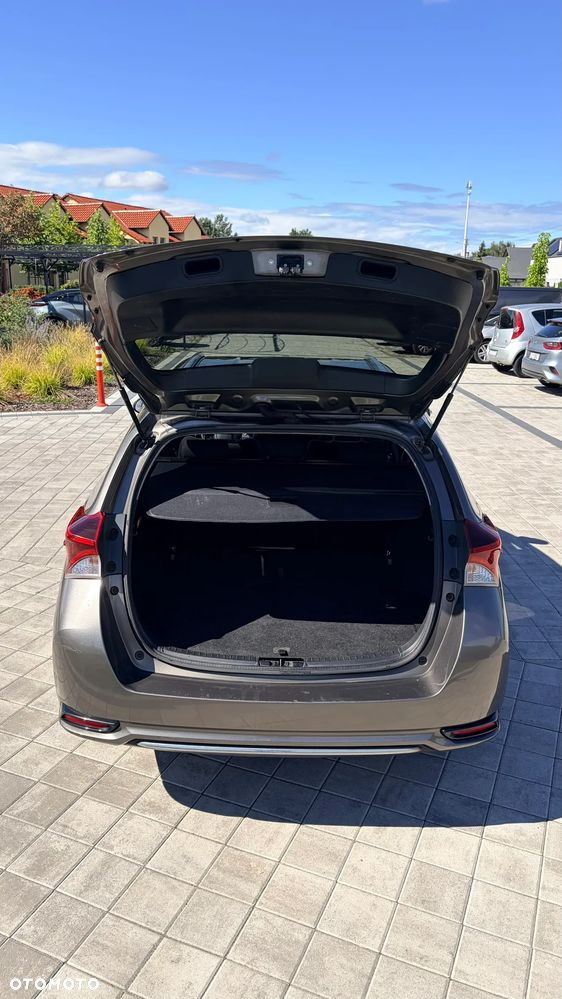 Toyota Auris 1.6 Premium Comfort - 10