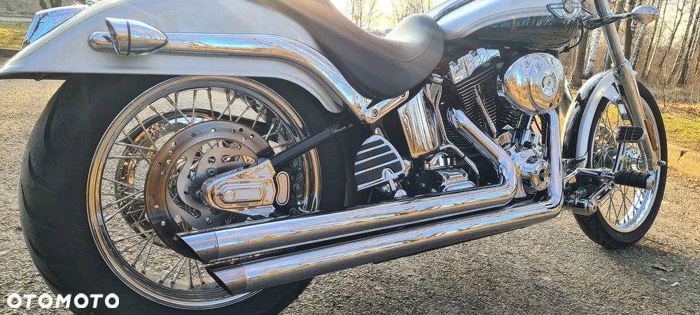 Harley-Davidson Softail - 13