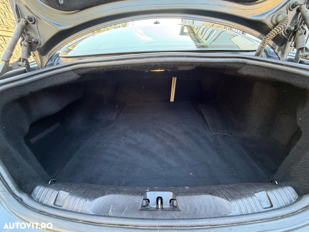 Jaguar XF 2.2D Premium Luxury - 12