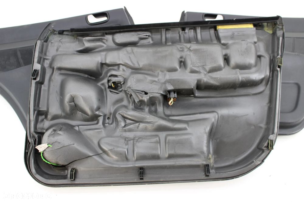 Audi A4 B5 Boczki Drzwi Przód Tył Skóra - 11