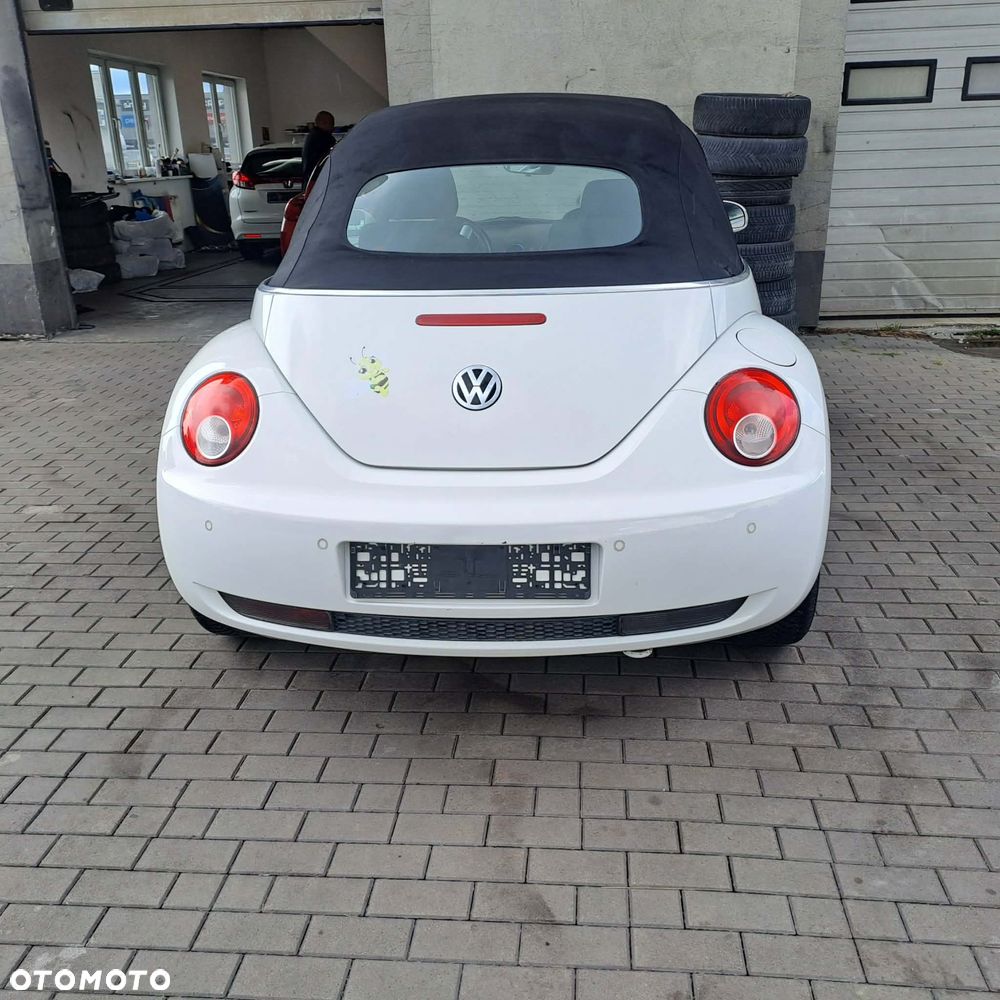 Volkswagen New Beetle 2.0 - 7