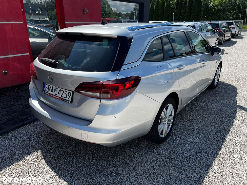 Opel Astra 1.6 D (CDTI) Start/Stop Innovation - 2