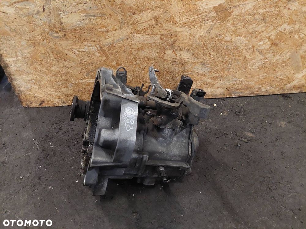 SKRZYNIA BIEGÓW SKODA FABIA I 1.4 16V MANUAL 5 BIEGÓW JFM - 2