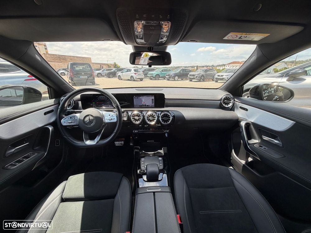 Mercedes-Benz A 250 Limousine e 8G-DCT AMG Line - 10