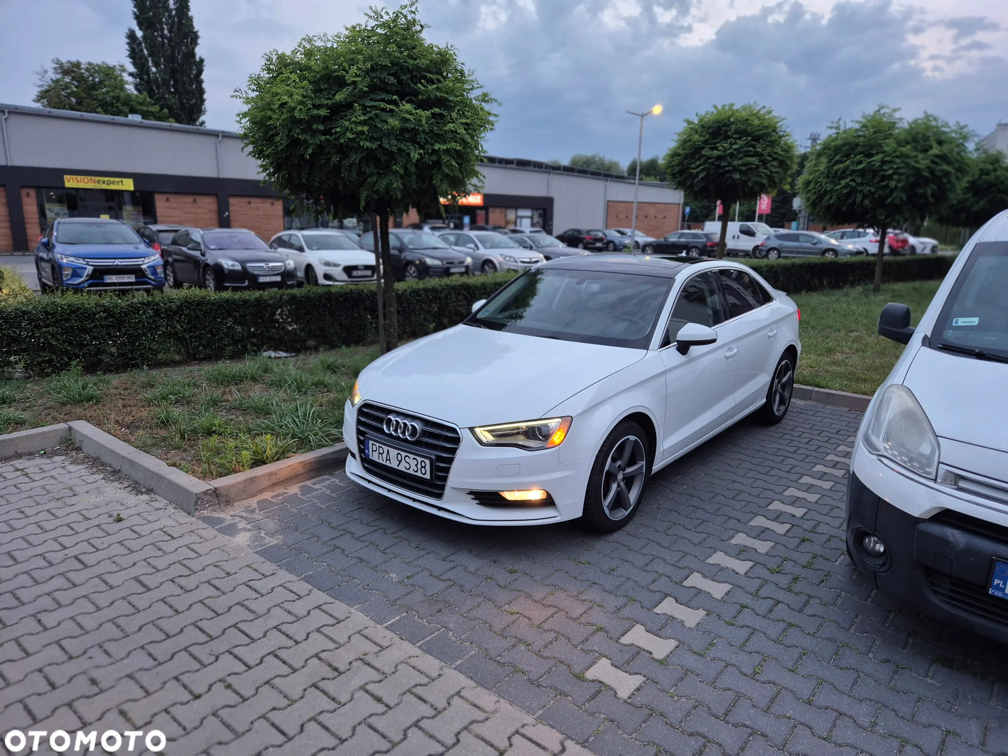 Audi A3 1.8 TFSI Ambiente S tronic - 3