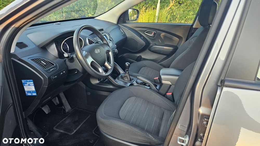 Hyundai ix35 1.6 2WD Fifa World Cup Edition - 11
