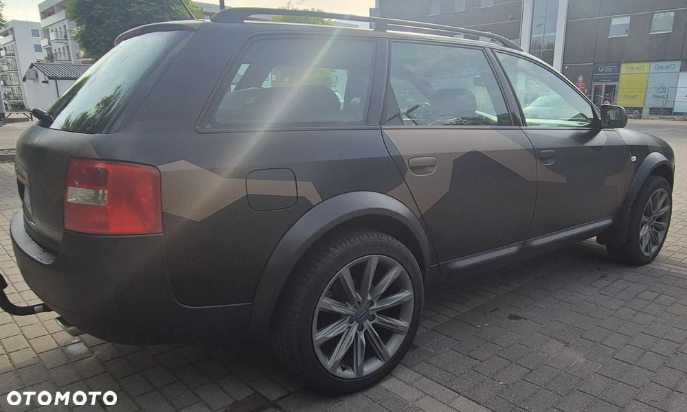 Audi A6 Allroad - 11