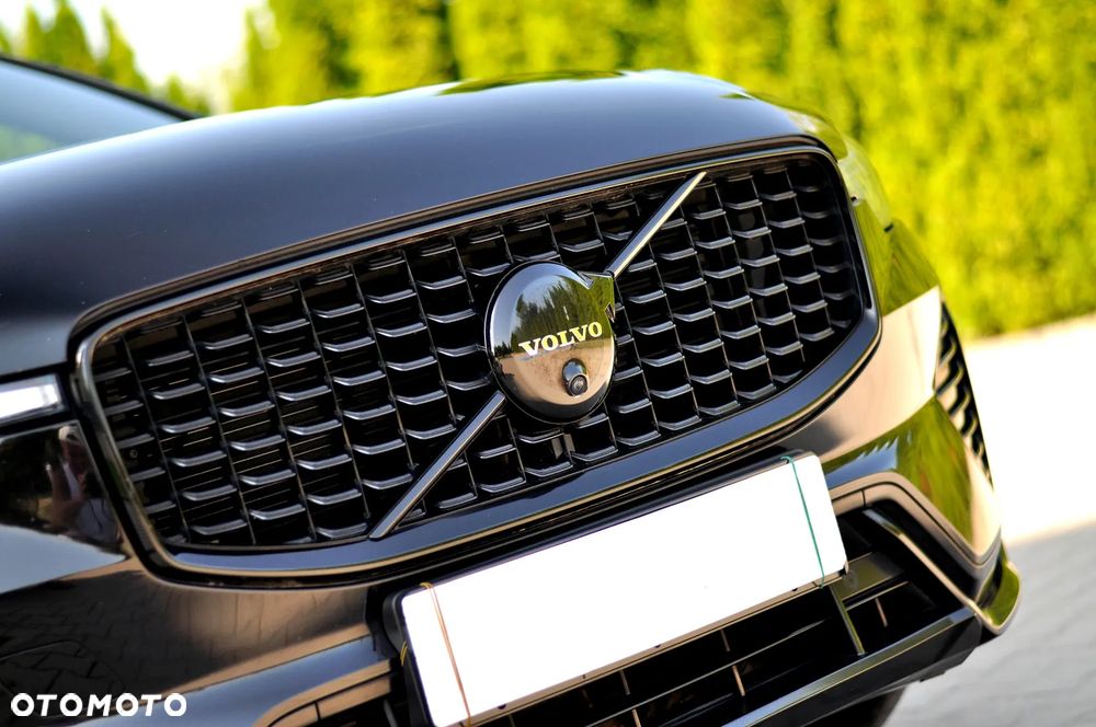 Volvo XC 60 B4 D Ultimate Dark - 6
