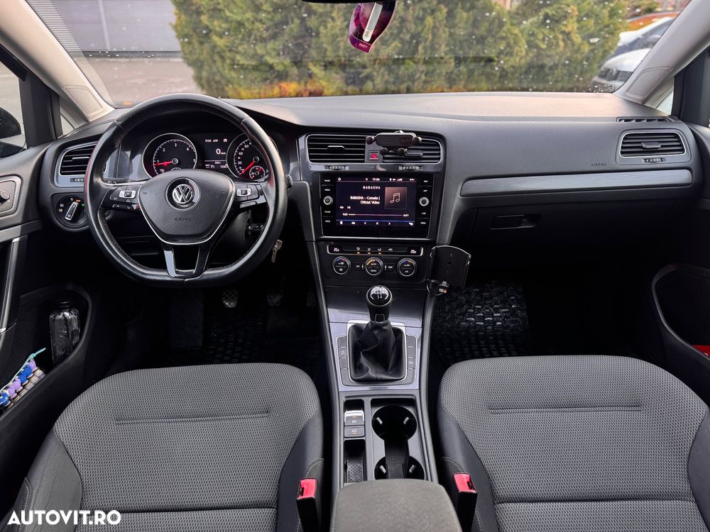 Volkswagen Golf 1.6 TDI Comfortline - 9