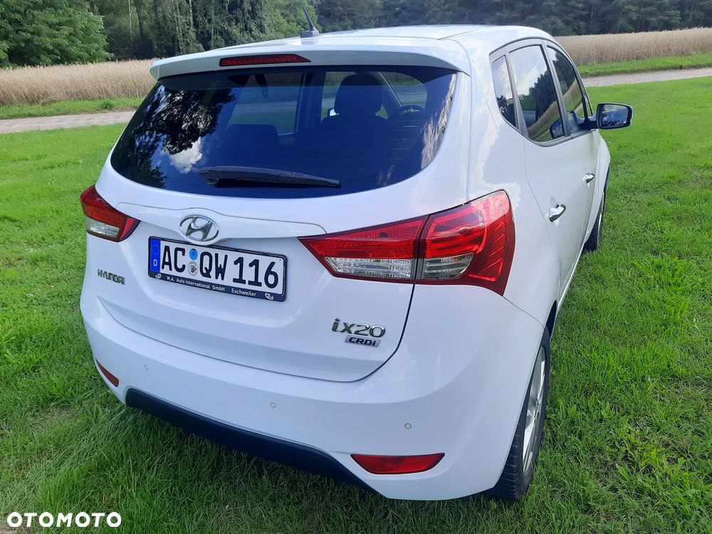 Hyundai ix20 1.4 CRDi Premium - 14