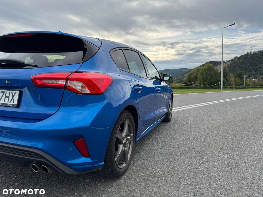 Ford Focus 1.0 EcoBoost ST-Line - 5
