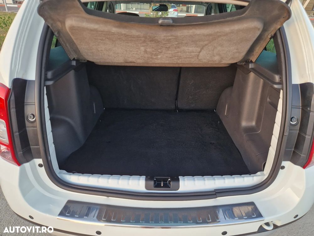 Dacia Duster 1.6 4x2 Laureate - 17