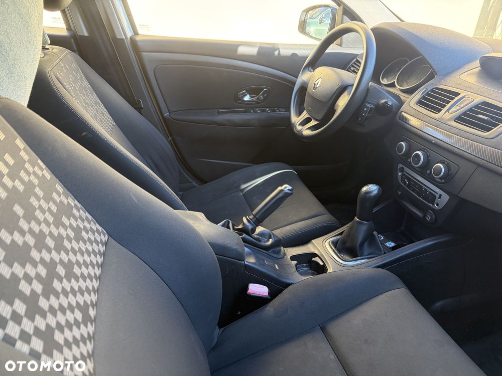 Renault Megane 2012 photo 4