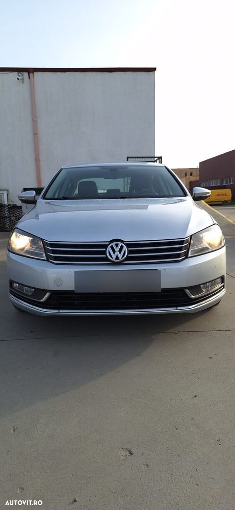 Volkswagen Passat 1.6 TDI BlueMotion - 1