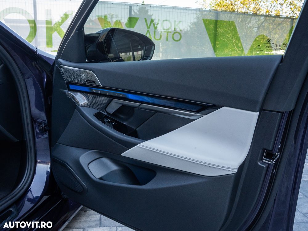 BMW M5 xDrive AT PHEV - 35