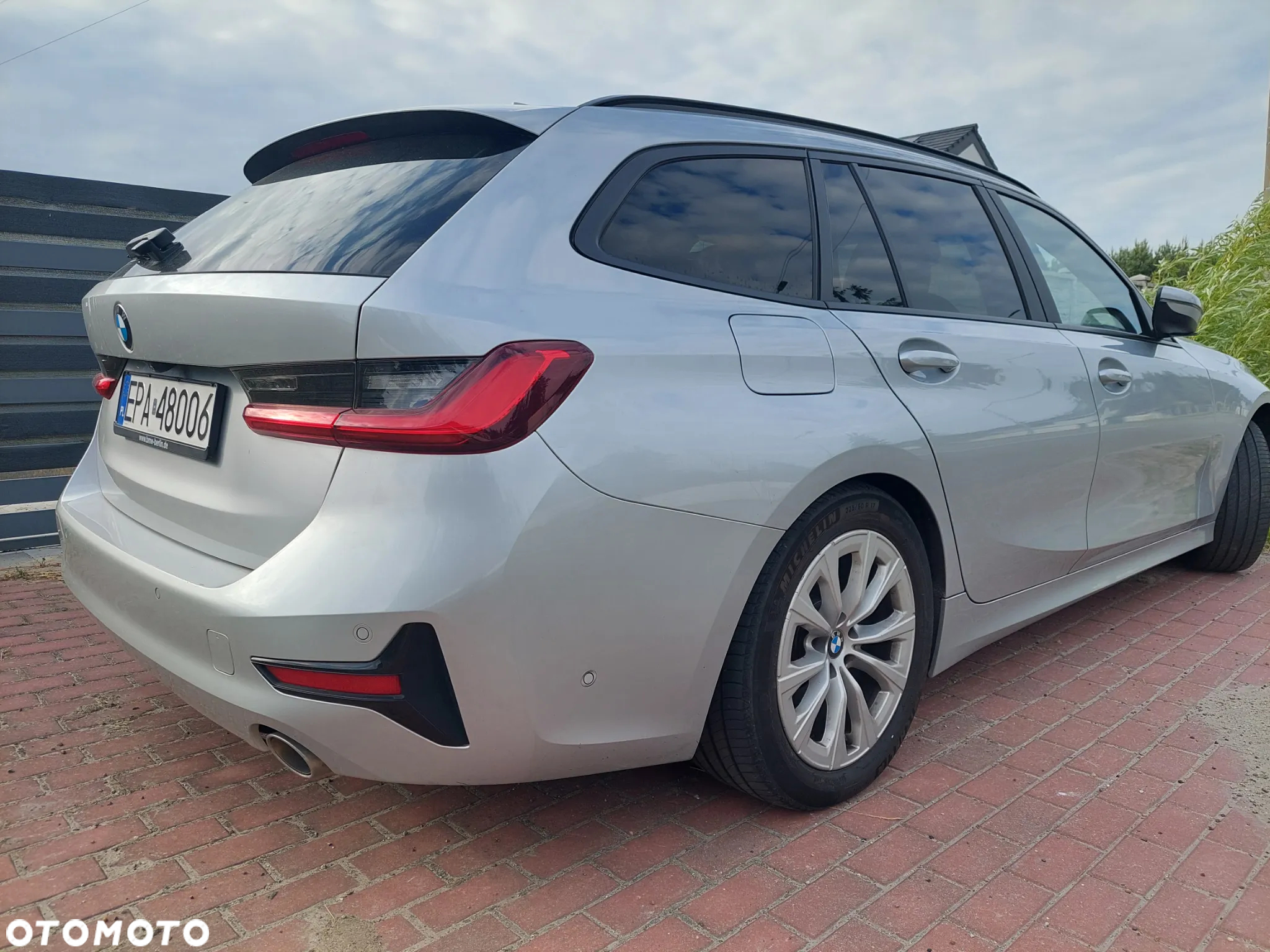 BMW Seria 3 318d - 3