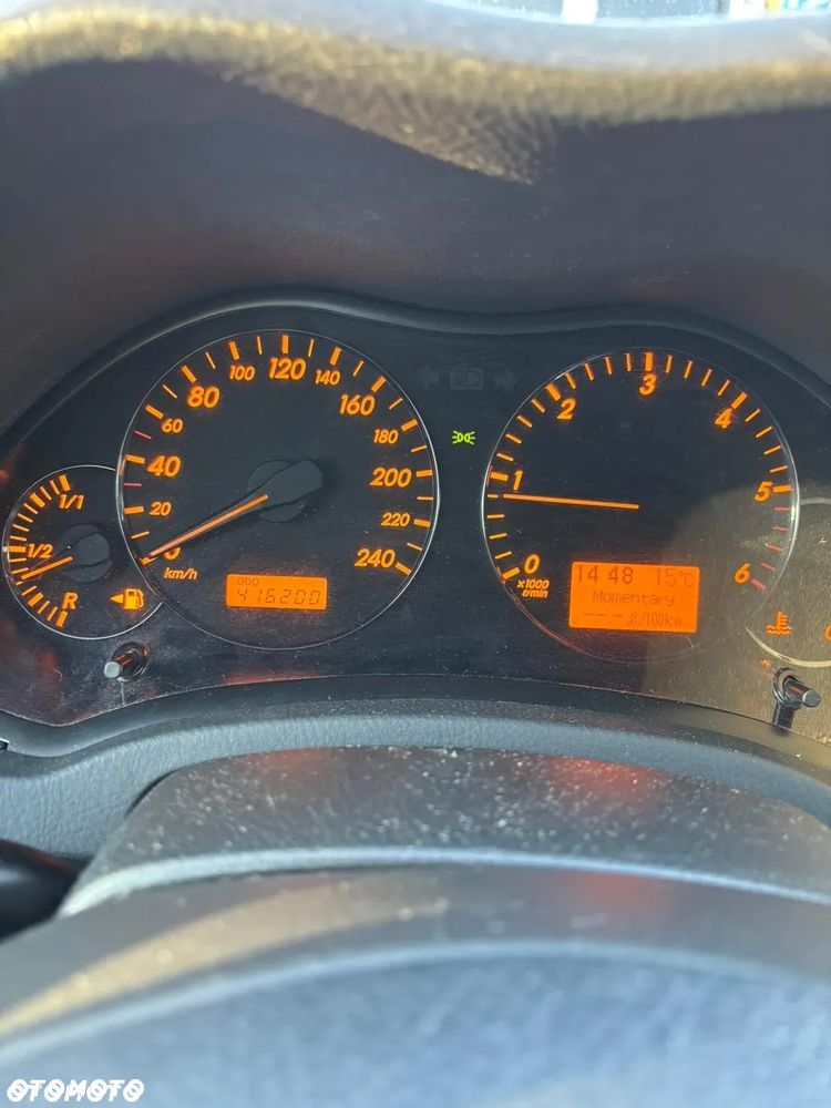 Toyota Avensis 2.2 D-4D Sol Plus 180 - 11