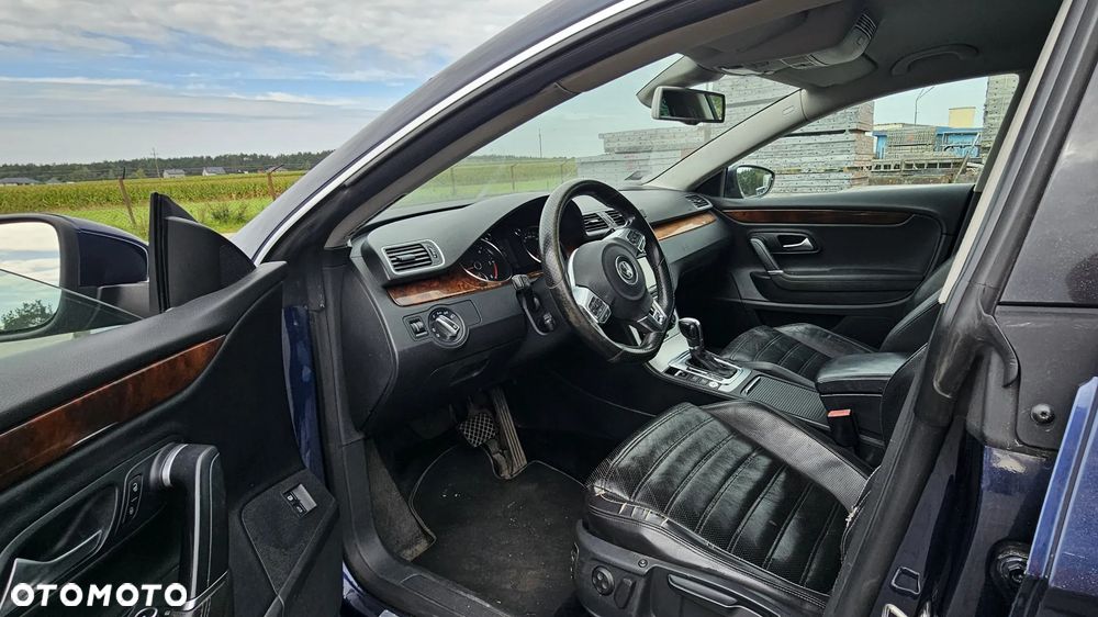 Volkswagen Passat - 10
